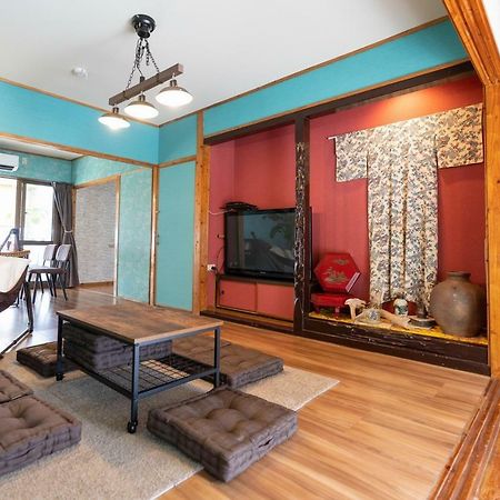 沖縄古民家お宿ななつぼし Okinawa Traditional House Nanatsuboshi Naha Eksteriør billede