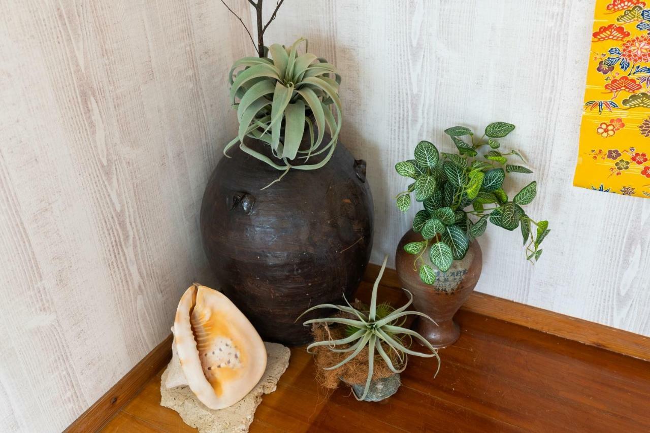 沖縄古民家お宿ななつぼし Okinawa Traditional House Nanatsuboshi Naha Eksteriør billede